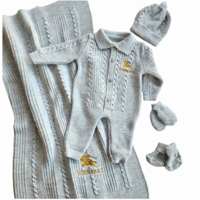0/3 AY BURBERRY KUTULU TRIKO BEBE 5LI ZIBIN SET