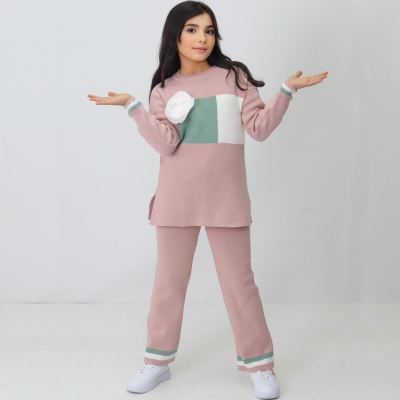 PUDRA PEMBE