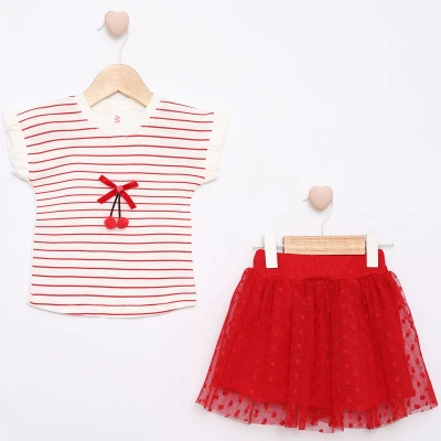 6/18 AY CIZGILI ETEKLI KIZ TAKIM