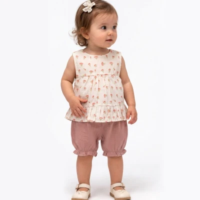 6/24 AY CICEKLI LASTIKLI SORTLU KIZ TAKIM