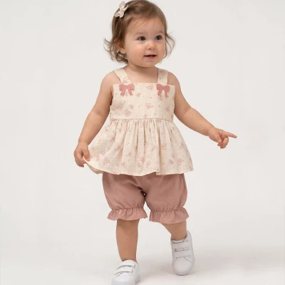 6/24 AY FIYONKLU BLUZLU SORTLU KIZ TAKIM