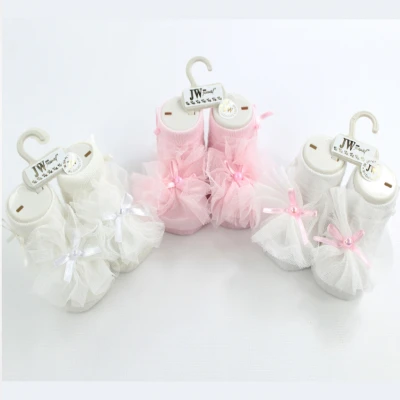 JW PERI  AKSESUARLI BEBE CORAP